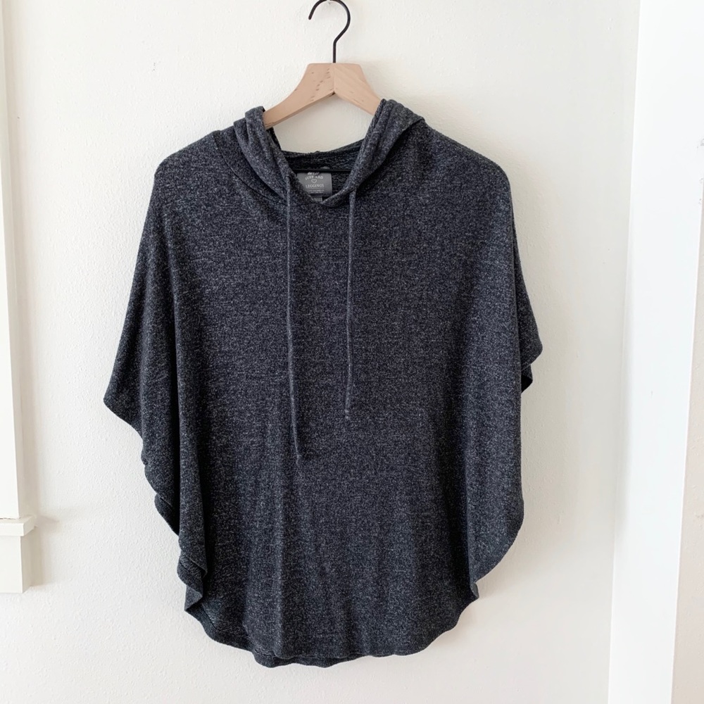 AERIE PONCHO
